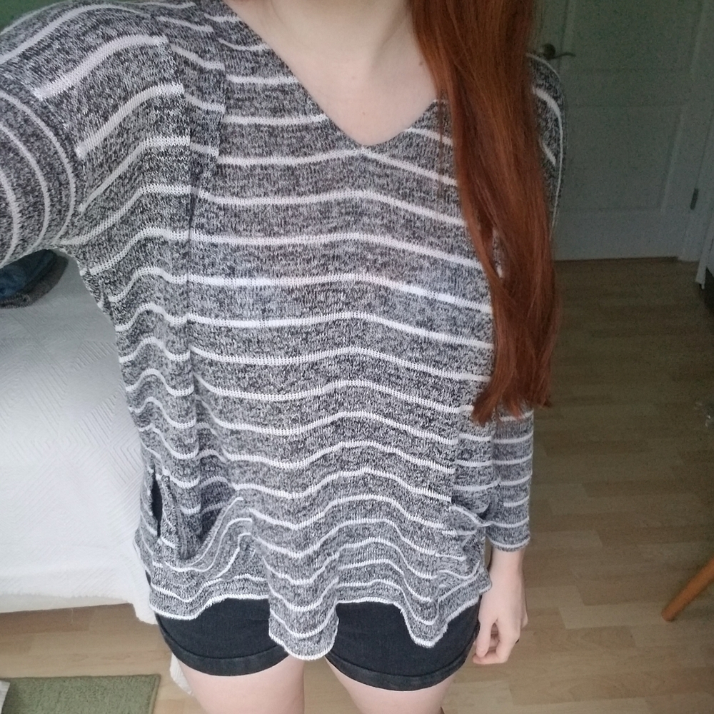 Striped oversized sweater shirt